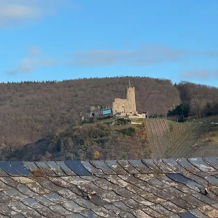 Vonmos Burg&moselblick 公寓