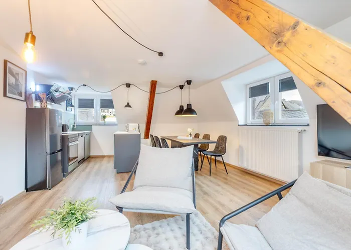 Vonmos Burg&moselblick * Bernkastel-Kues